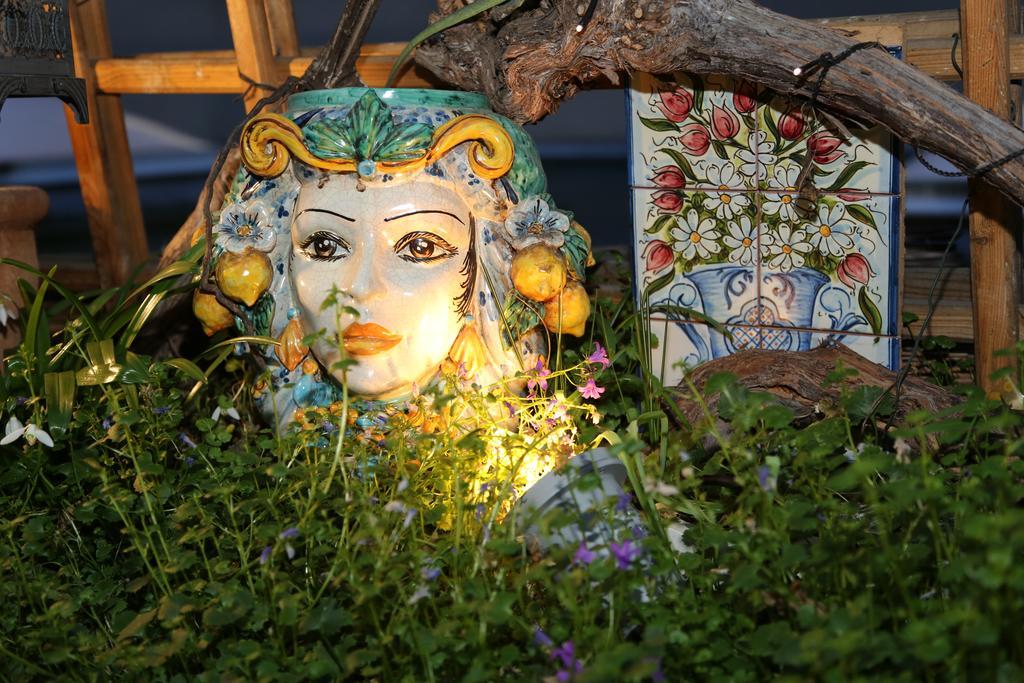 Hotel Loehndorf Бон Екстериор снимка